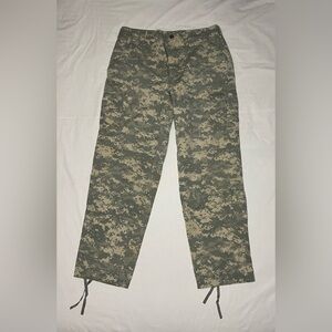 Army Combat Uniform Trouser Camo Cargo Pants Size Large Long SP0100-02-D-CA88